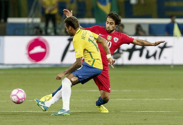 Brasil vence o Chile por 3 a 0 (Crédito: AFP)