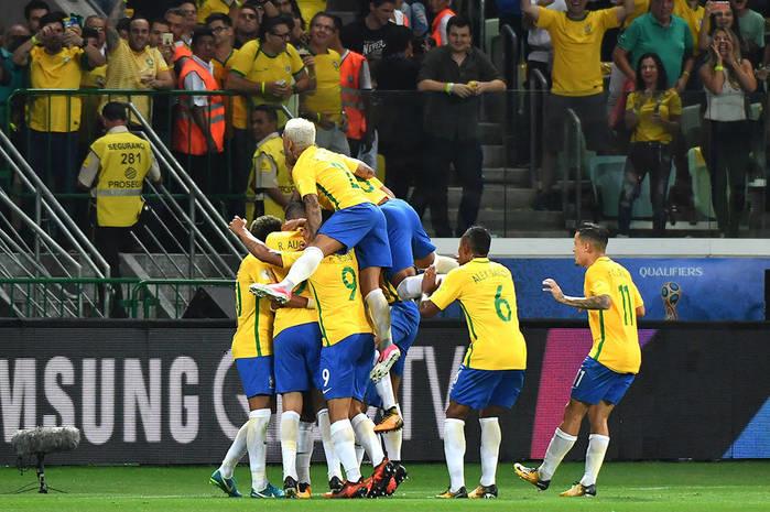 Brasil vence o Chile por 3 a 0 (Crédito: AFP)