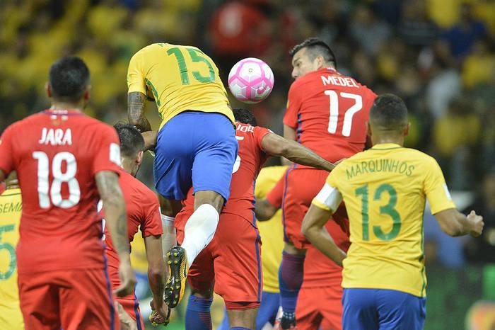 Brasil vence o Chile por 3 a 0 (Crédito: AFP)