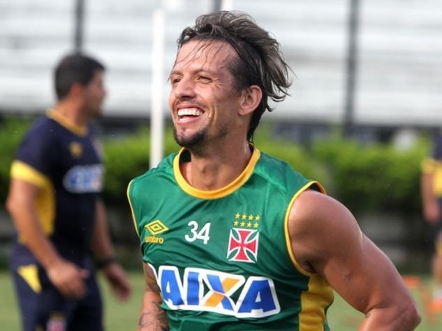 Ex-Fluminense e Vasco, Diguinho é preso após agredir policial