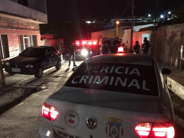 Local onde o adolescente foi morto ao tentar assaltar um policial (Crédito: Patrick Marques/G1 AM)