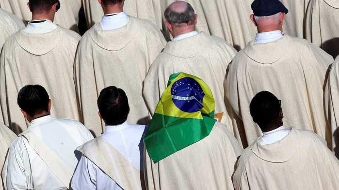 Papa torna santos os primeiros 30 mártires do Brasil (Crédito: Alessandro Bianchi / Reuters)