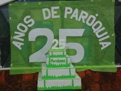 Católicos comemoram 25 anos da Paróquia Bom Jesus da Lapa