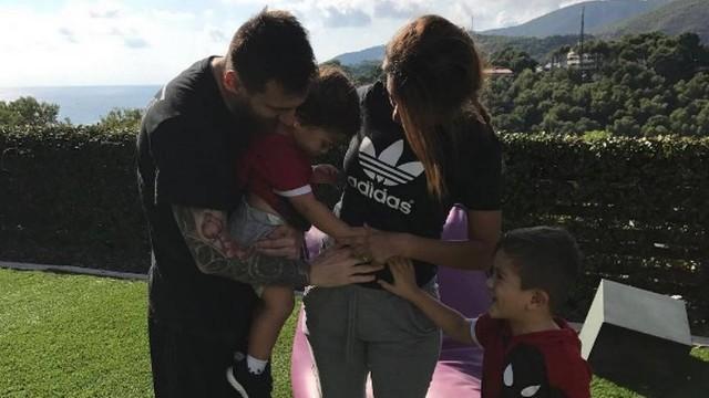 Messi fez o anúncio nas redes sociais (Crédito: Reprodução)