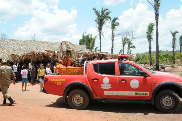 Incêndio desabrigou 200 famílias (Crédito: Francisco Leal)
