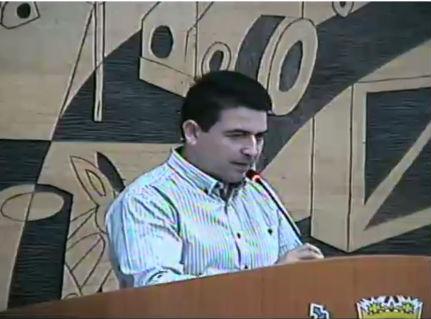 vereador Ezequiel Bueno ameaçou prender Pablo Vittar