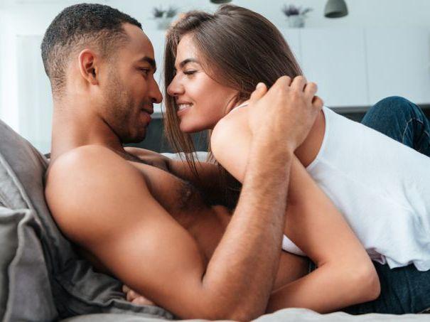 Conheça 5 "regrinhas" de sexo úteis para quem tem relação estável