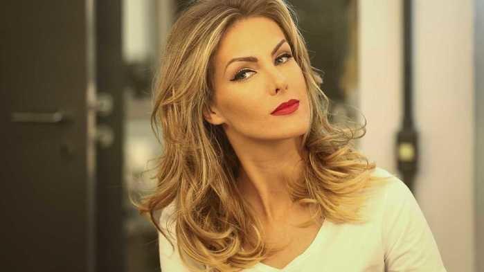 Ana Hickmann 