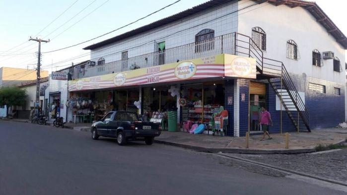 Usuário de drogas furta loja e mãe volta para pagar prejuízo (Crédito: Reprodução)