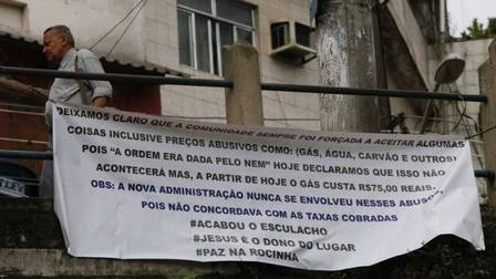 Cartaz colocado a mando de Rogério (Crédito: Reprodução)