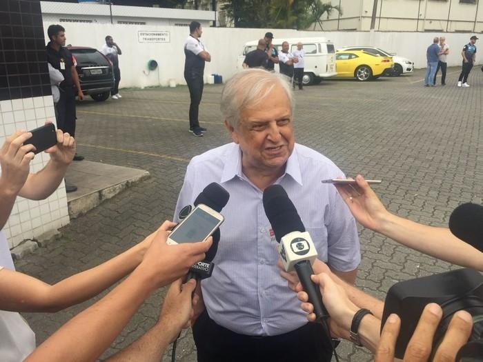 Modesto confirma a manutenção de Levir Culpi no Santos (Crédito: Globoesporte.com)
