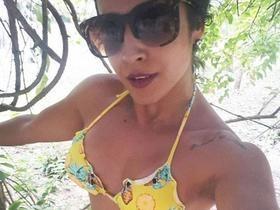 Ex-BBB Priscila Pires exibe corpão em foto no Instagram