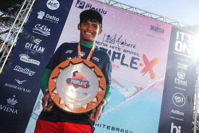 Bi campeão mundial Carlos Mário
