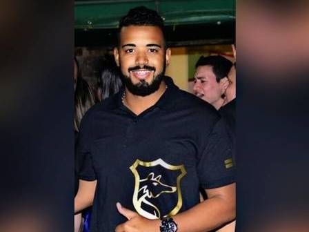 Jovem morre em tentativa de assalto na frente de esposa e bebê