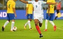 Atacante brilha e Inglaterra elimina o Brasil no Mundial sub-17