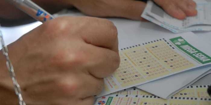 Sorteio da Mega-Sena pode pagar R$ 16 milhões para aposta vencedora