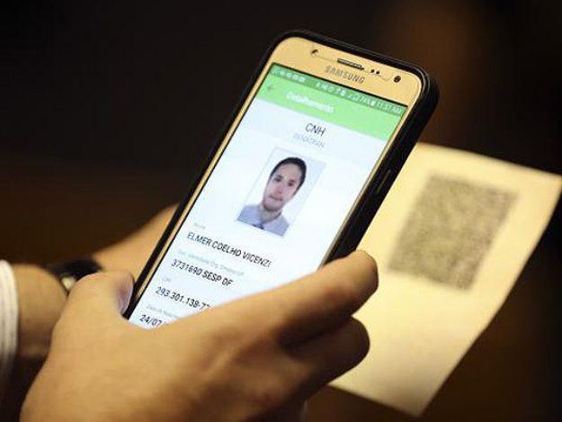 Motoristas que tenham CNH normal terão direito à digital (Crédito: Reprodução)