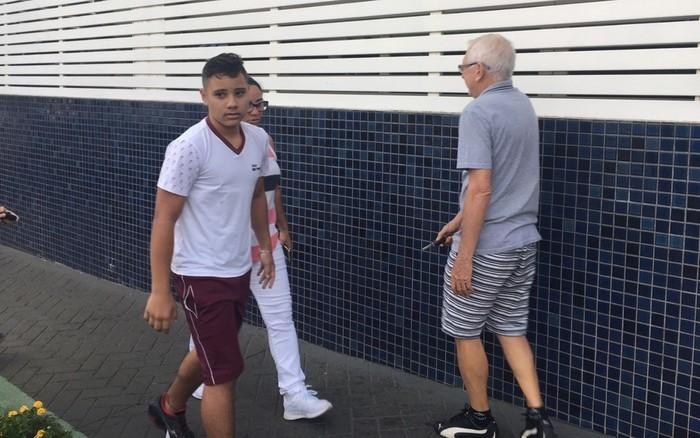 Hyago Marques volta às aulas após ser baleado por colega em escola (Crédito: Silvio Túlio/G1)
