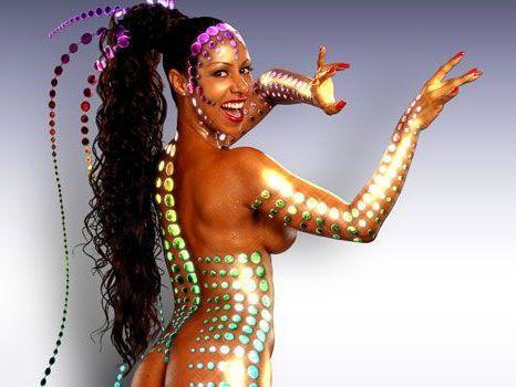 Evangélica, eterna Globeleza reaparece em foto aos 46 anos; confira