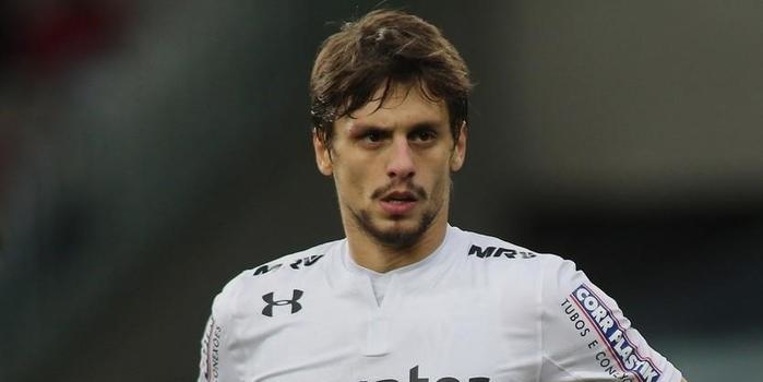Rodrigo Caio é convocado para a vaga do lesionado Thiago Silva