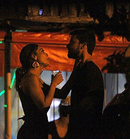 Paolla Oliveira e Juliana Paes comemoram sucesso da novela com festa regada a forró (Crédito: Sandro Cardozo)