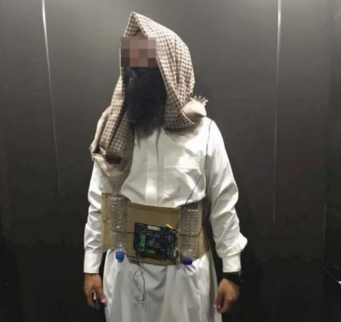 Homem é preso após usar fantasia de 'homem-bomba' no Halloween