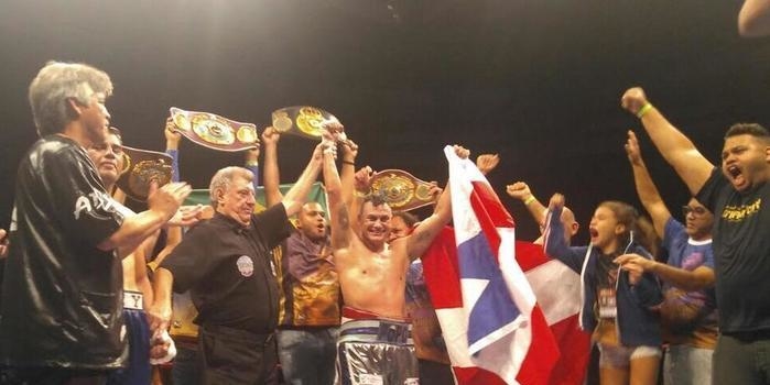 Popó vence por pontos e se emociona em despedida do boxe