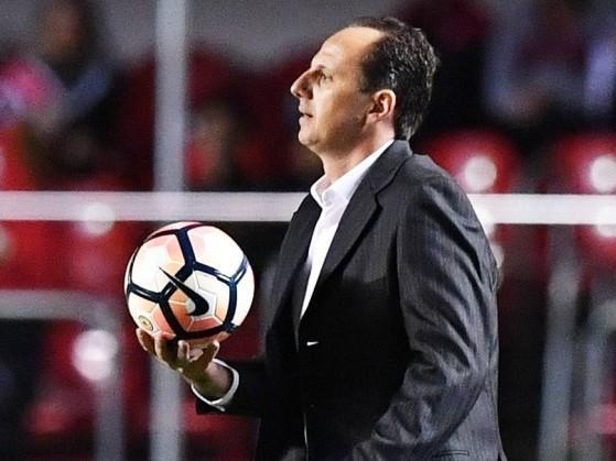 Apresentação de Rogério Ceni no Fortaleza terá show sertanejo