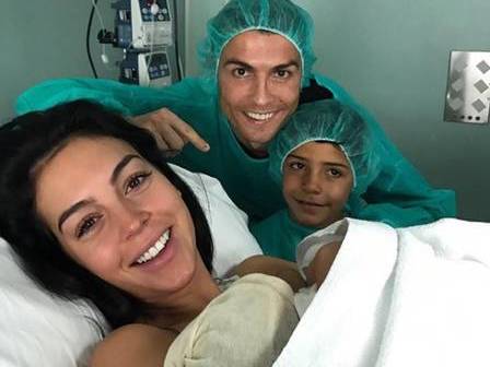 Quarto filho de Cristiano Ronaldo nasce: