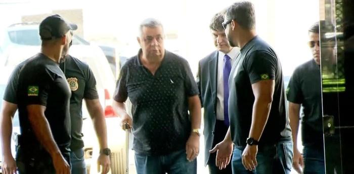 Jorge Picciani chega à sede da Polícia Federal no Rio nesta terça-feira (14) (Crédito: Reprodução/TV Globo)