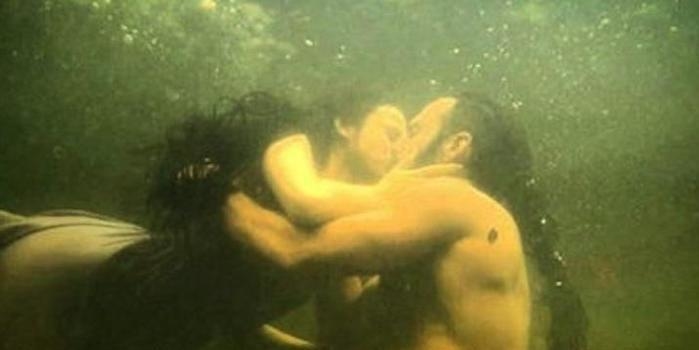 Diretor divulga nova foto de beijo entre Marquezine e José Fidalgo