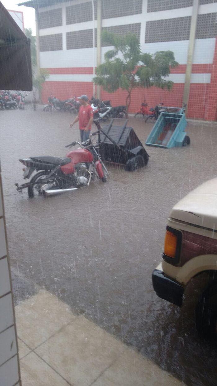 Chuva em São Raimundo Nonato (Crédito: Reprodução)