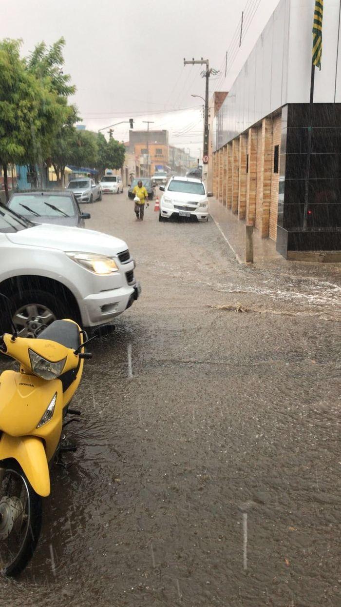 Chuva em São Raimundo Nonato (Crédito: Reprodução)
