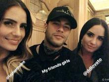 Neymar e Demi Lovato curtem jantar juntos após jogo da seleção