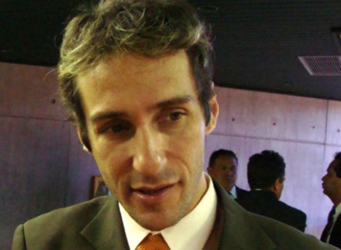 Ex-prefeito de Esperantina, Felipe Santolia