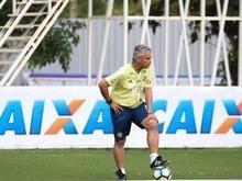 Com pior aproveitamento de visitante, Fla muda contra o Coritiba