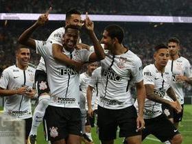 Corinthians vence o Fluminense por 3 a 1 e é hepta do Brasileirão