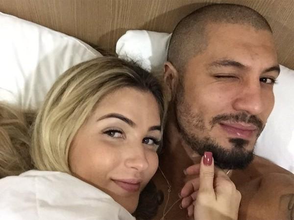Ex-BBB Aline Gotschalg anuncia separação de Fernando Medeiros