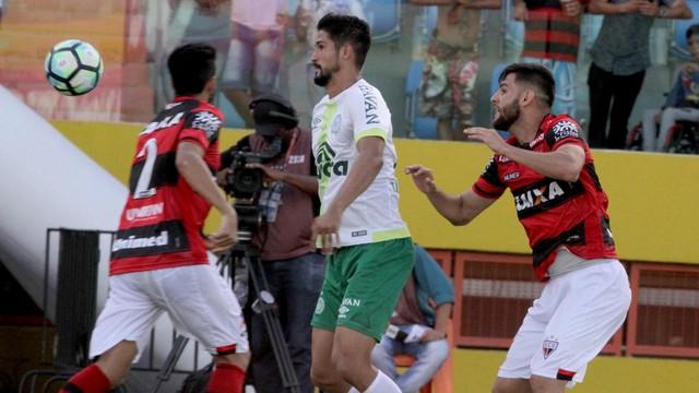 Atlético-GO é o primeiro time rebaixado para a Série B (Crédito: GE)