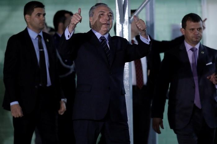 Presidente Michel Temer passou um tempo internado