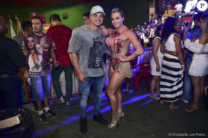 Casal posou para fotos (Crédito: Leo Franco)