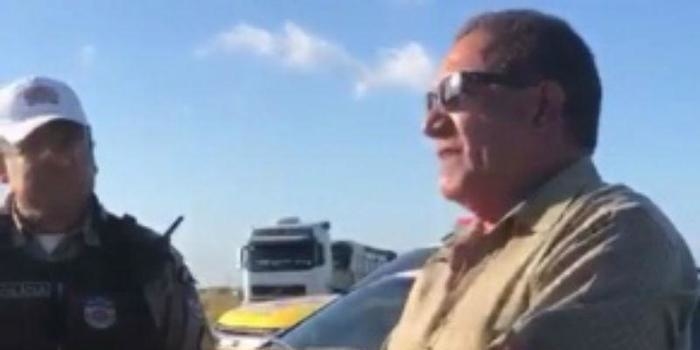 Comandante da PM solta militares presos após abordagem a coronel