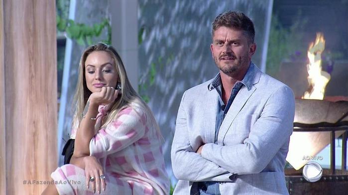 Monick Camargo e Marcos Harter