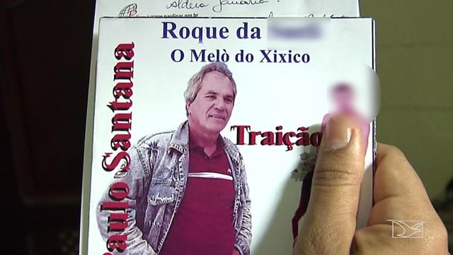 Homem cria músicas e ofende ex-mulher (Crédito: Reprodução)