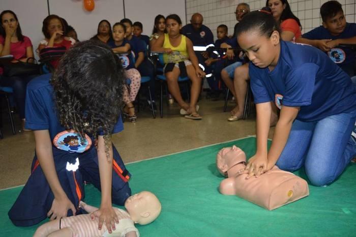 Crianças participaram de curso de 50 horas (Crédito: Reprodução )