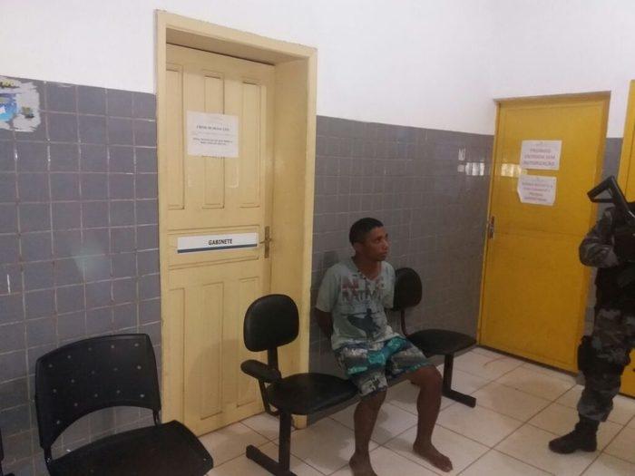 Ex-presidiário é preso após invadir casa e assaltar idosa (Crédito: Polícia Militar)