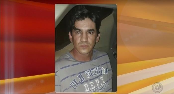Jonathan Pereira do Prado estava foragido de penitenciária e confessou o latrocínio da jovem Kelly Cadamuro (Crédito: Reprodução)