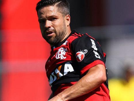 Diego sente a coxa e desfalca o Flamengo contra o Grêmio