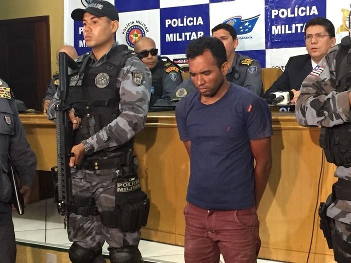 Robert Serejo foi apresentado no Comando Geral da Polícia Militar do Maranhão (Crédito: G1 Maranhão)