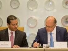 Geraldo Alckmin assina contrato para Fórum Econômico Mundial